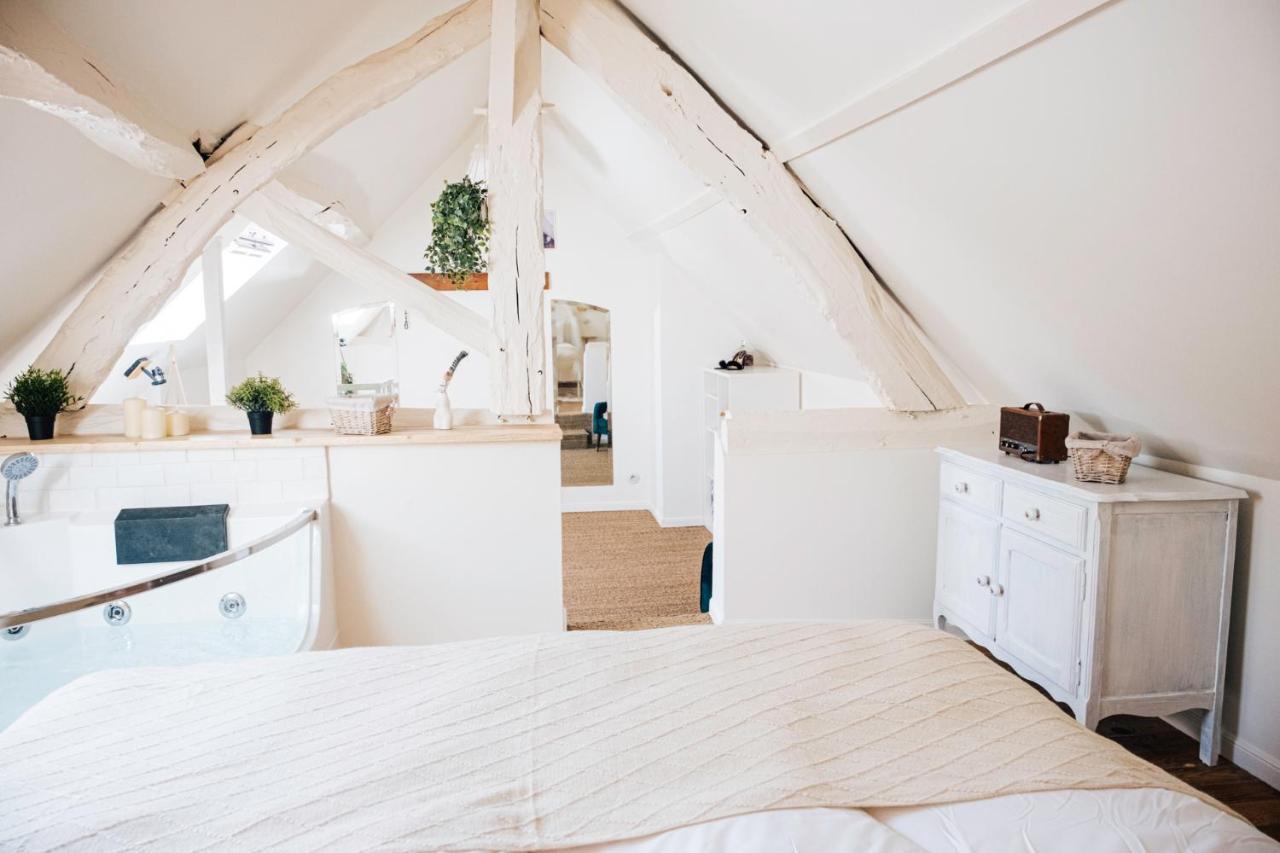 Loveroom Du Perche : Maison Avec Balneo Moulins-la-Marche ภายนอก รูปภาพ